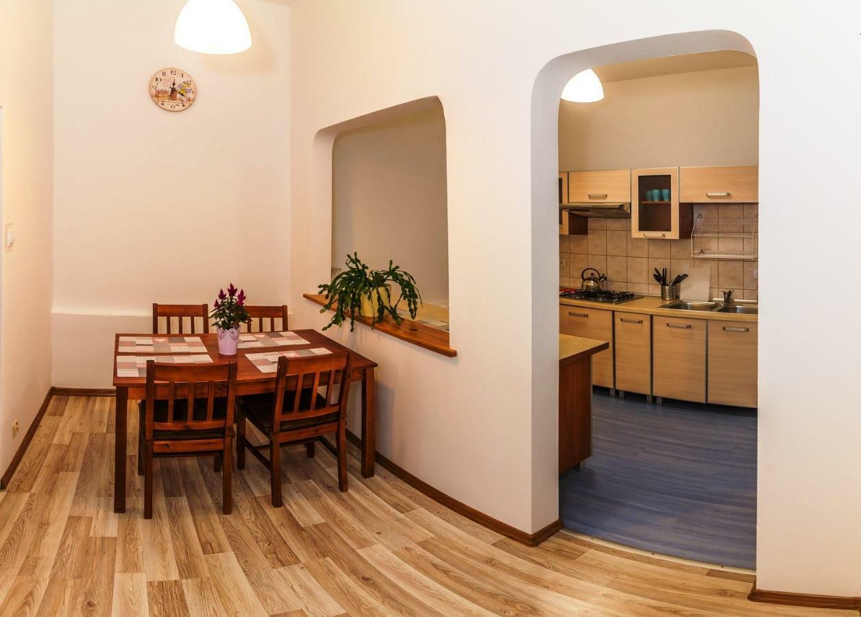 Apartament Jasminowy Διαμέρισμα Kudowa-Zdrój Εξωτερικό φωτογραφία